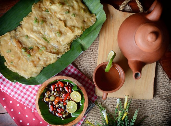 tempe mendoan jajanan tradisional jawa tengah