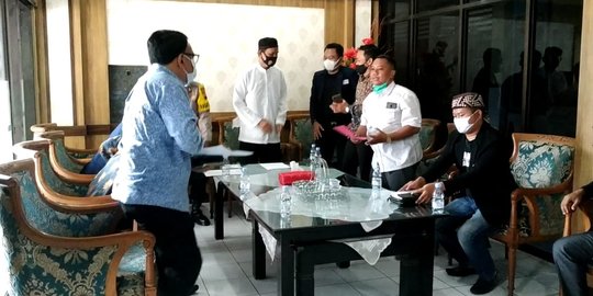 Ketua Peradi Solo Nyaris Ditangkap Saat Ada Demo Tolak UU Cipta Kerja