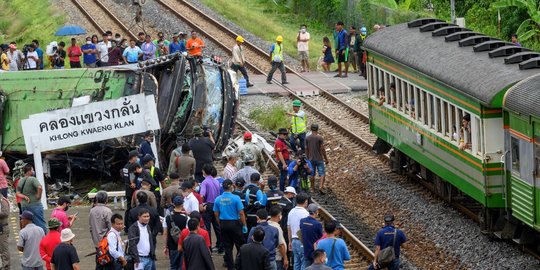 Tabrakan Maut Bus dan Truk di Thailand, 20 Orang Tewas