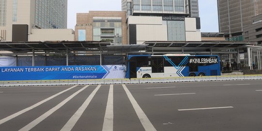 Halte Transjakarta Bundaran HI Mulai Beroperasi Usai Rusak Akibat Kerusuhan