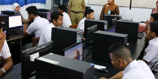 Pemprov Jawa Barat Siapkan Pelatihan Cyber Security Bagi 6.000 Siswa SMK