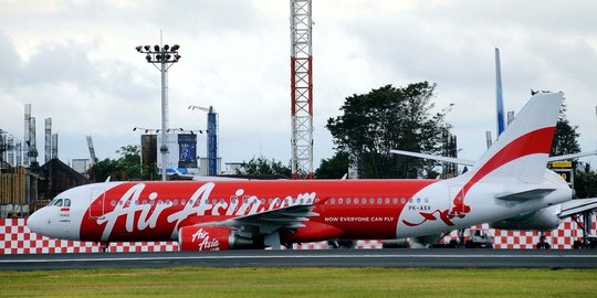 gelar promo super sale, airasia sebar diskon tiket pesawat domestik hingga 50 persen