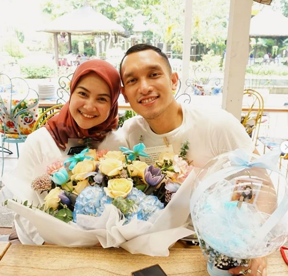 giovanni l tobing dan istri