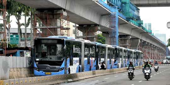 TransJakarta Kembali Beroperasi Normal Hari Ini