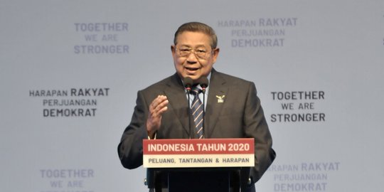 Mahfud MD: Tak Seorang Pun dari Kami Bilang SBY atau AHY Dalang Unjuk Rasa