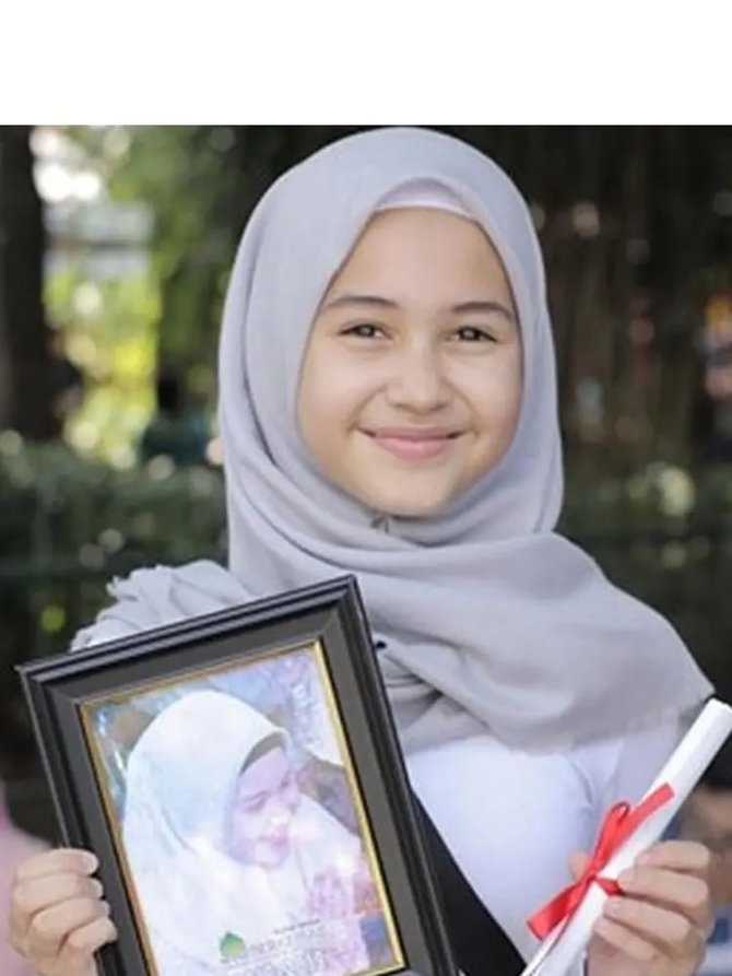 pemain dari jendela smp dengan hijab