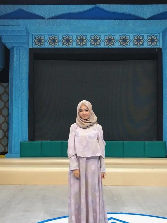 pemain dari jendela smp dengan hijab