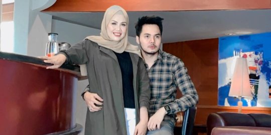 Elly Sugigi Ngaku Mirip Istri Pasha, Berondong Barunya Sampai Minta Maaf ke Adelia