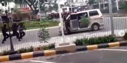 Polisi Sebut Kasus Ambulans Diduga Bawa Batu & Makanan Pendemo Naik ke Penyidikan