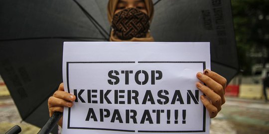 Aksi Mengecam Kekerasan Aparat Polisi