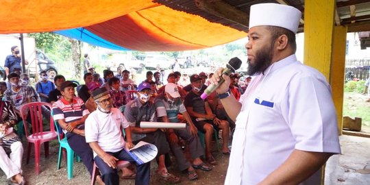 Kampanye di Basis Lawan, Cagub Bengkulu Helmi Hasan Tuai Antusiasme Warga