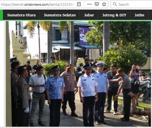 Cek Fakta Tidak Benar Seragam Polri Akan Ganti Seperti Polisi China