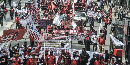 Akses Lalin ke Istana Negara Ditutup Total, Polisi Rentangkan Kawat Duri