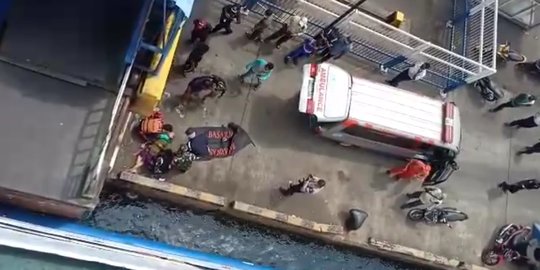 Penumpang Kapal Tewas Terjatuh Setelah Terjepit di Antara Kapal di Pelabuhan Merak