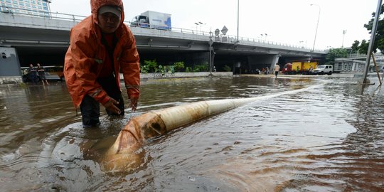 Pemprov DKI Sediakan 487 Pompa Stasioner Antisipasi Banjir