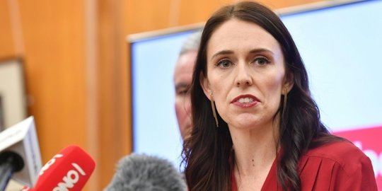 Cetak Sejarah, Jacinda Ardern Menang Telak dalam Pemilu Selandia Baru