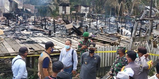 342 Korban Kebakaran Rumah Betang Kapuas Hulu Mengungsi