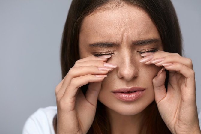10 penyebab mata merah yang sering diabaikan