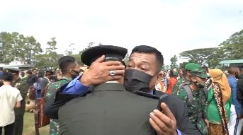 potret anak punya pangkat lebih tinggi dari ayah di tni
