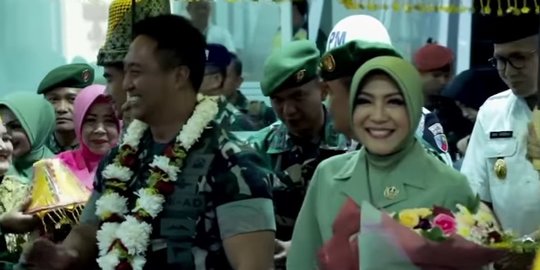 Jangan Perlakukan Kasad Jenderal TNI Andika Perkasa Seperti Raja!