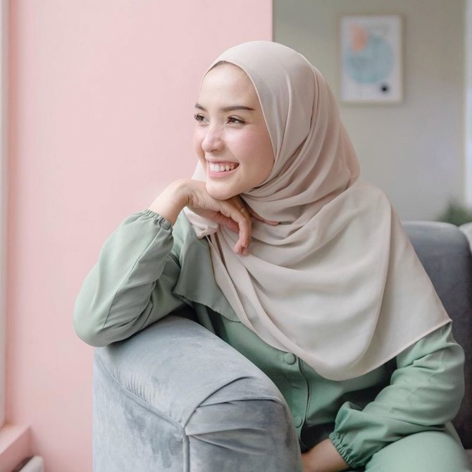 5 cara memakai jilbab pashmina simple dan mudah berikan tampilan elegan