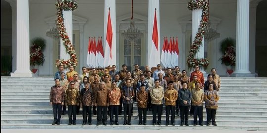Evaluasi Setahun Pemerintah Jokowi Periode 2: Konsolidasi Kabinet Tumpang Tindih