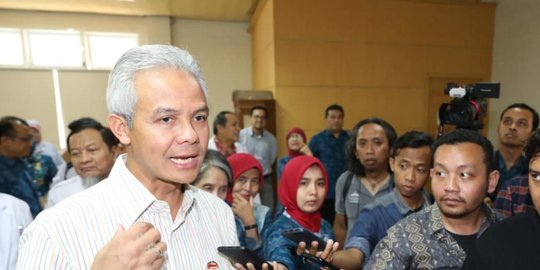 Ganjar Pranowo Imbau Warga Tak Mudik saat Libur Panjang Akhir Oktober