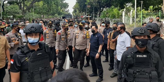 Pangdam Jaya-Kapolda Metro-Kabareskrim Pantau Demo di Bundaran Patung Kuda
