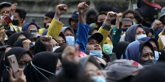 Orasi Mahasiswa Dalam Aksi Tolak UU Cipta Kerja