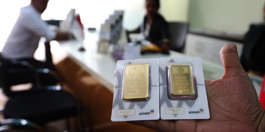 Naik Rp4.000, Harga Emas Dibanderol Rp1.012.000 per Gram