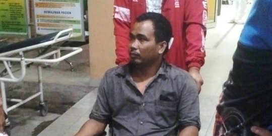 Sopir Taksi Online Dikeroyok Sejumlah Orang di Halaman Mapolrestabes Palembang