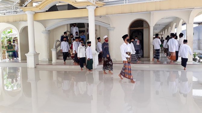 pondok pesantren di cilacap