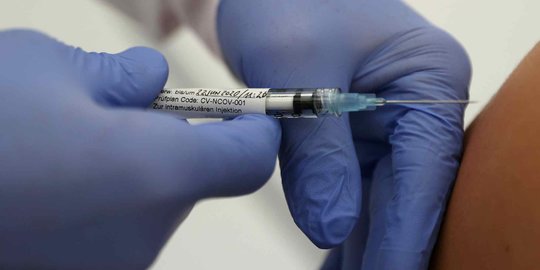 CEK FAKTA: Tidak Benar Guru dan Dosen Jadi Kelinci Percobaan Vaksin Covid-19