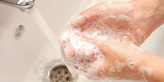 Mencuci Tangan Jika Kamu Mengalami Ruam Kulit