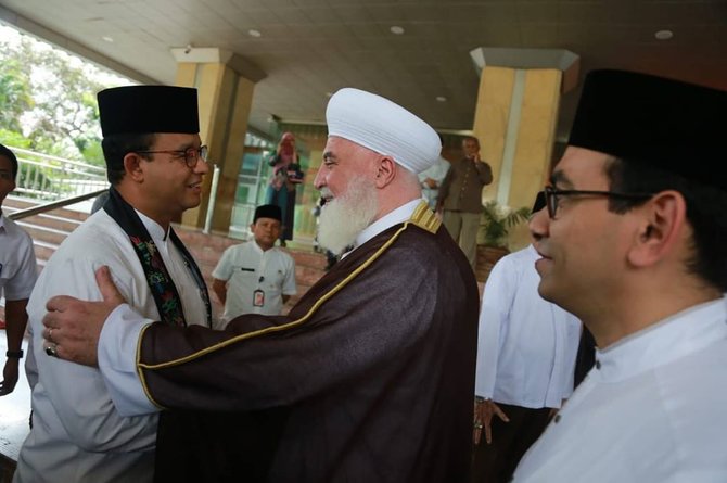 mufti agung damaskus wafat mobilnya dibom