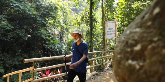 Berani Berubah: Kerja Keras Seorang Tour Guide yang Tidak Mengkhianati Hasil