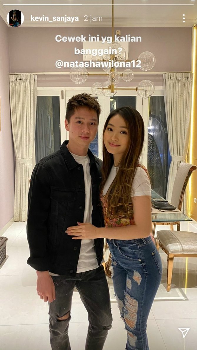 Heboh Foto Mesra Kevin Sanjaya dan Natasha Wilona, Resmi Pacaran? | merdeka.com