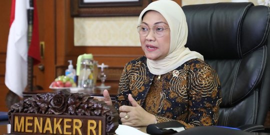 Menaker Ida Fauziyah Janji UU Cipta Kerja Sejahterakan Karyawan, Begini Faktanya