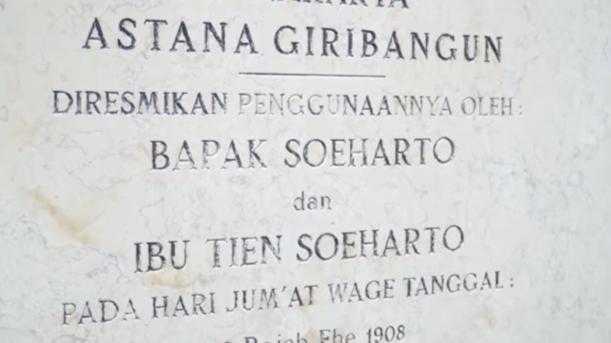 giribangun makam soeharto mewah ada di atas bukit