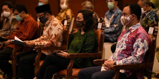 Jadi Juri Debat APBN, Sri Mulyani Lontarkan Pertanyaan Sulit soal Hadapi Pandemi