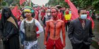 Aksi Serikat Rakyat Miskin Indonesia Tolak Omnibus Law Cipta Kerja