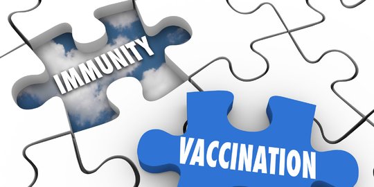 This Is The Difference Between Herd Immunity Through Vaccines and Infection