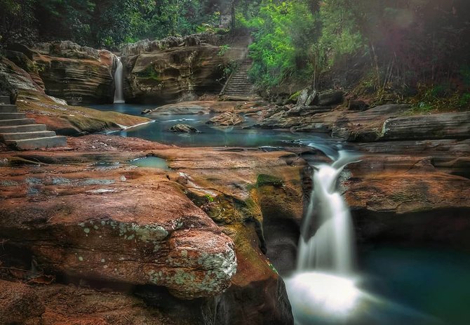 air terjun luweng sampang