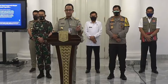 Anies Baswedan: Mari Berlibur Sambil Jaga Kesehatan, Pakai Masker