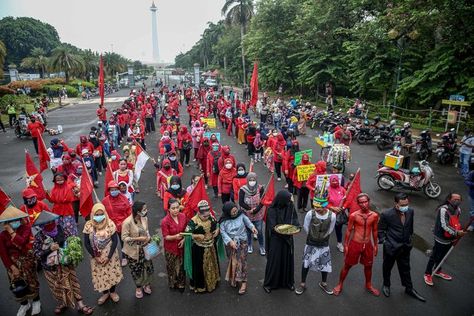 serikat rakyat miskin indonesia gelar aksi tolak omnibus law