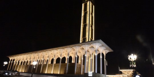Maulid Nabi, Aljazair Resmikan Masjid Terbesar Ketiga di Dunia