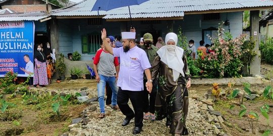 Kampanye Helmi Hasan di Kabupaten Lebong Disambut Acungan Jari Telunjuk