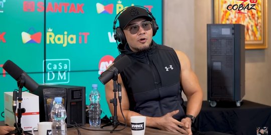 Pernah Tampil Nyentrik Saat Jadi Mentalis, Deddy Corbuzier Ungkap Alasannya