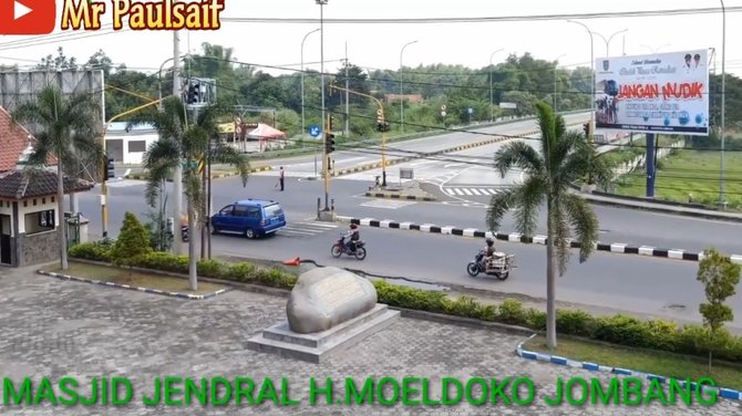 masjid milik eks panglima tni moeldoko