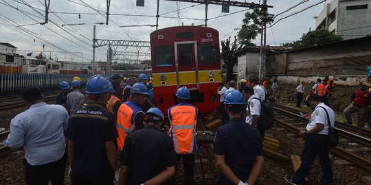 Evakuasi KRL Anjlok di Stasiun Kampung Bandan Telah Selesai